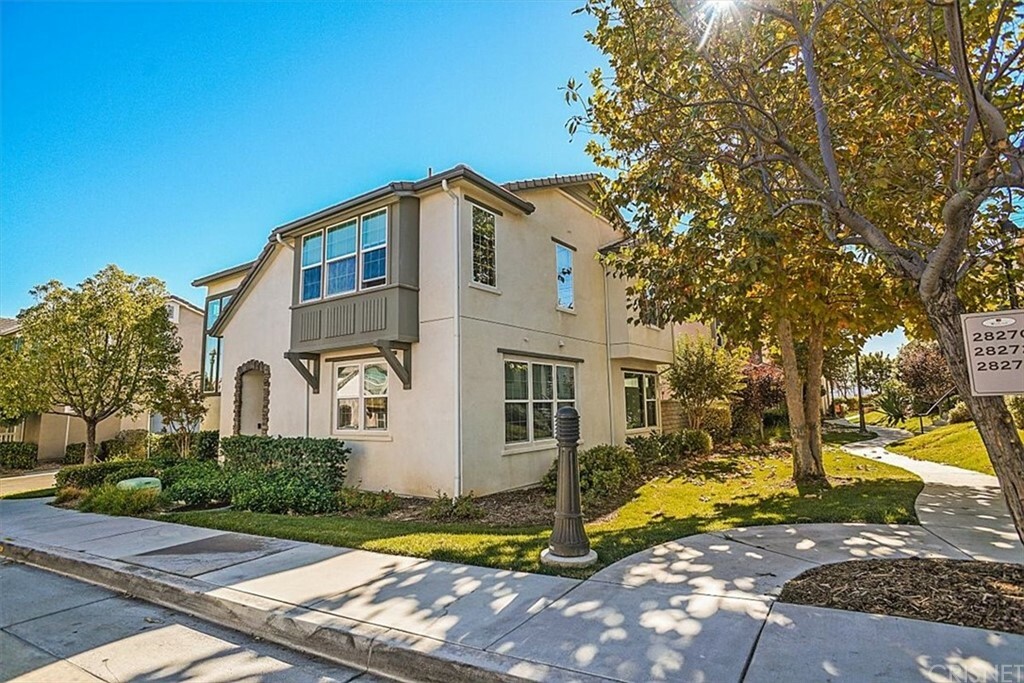 Property Photo:  28270 N Via Sonata Drive  CA 91354 