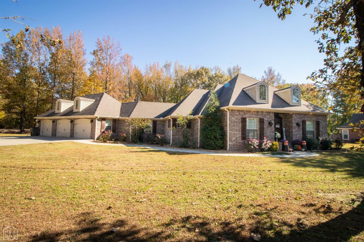 Property Photo:  3311 S Rockingchair Road  AR 72450 