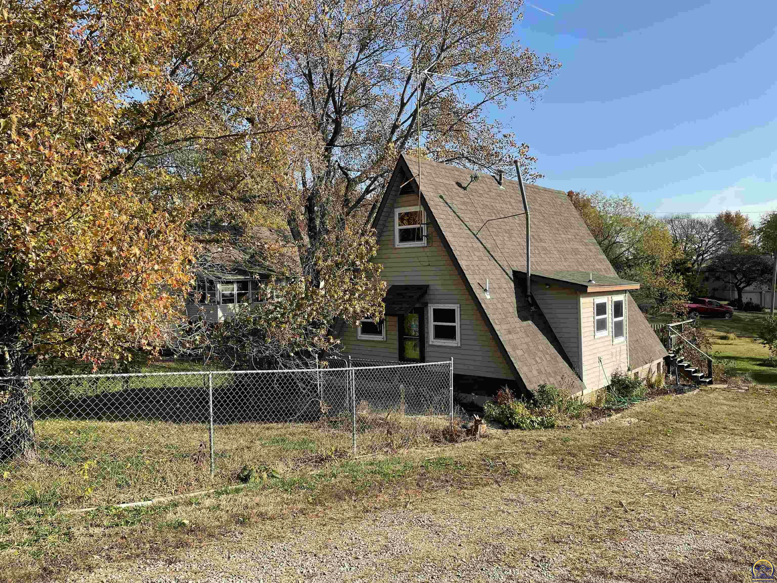 Property Photo:  9628 Cheyenne Rd  KS 66512 