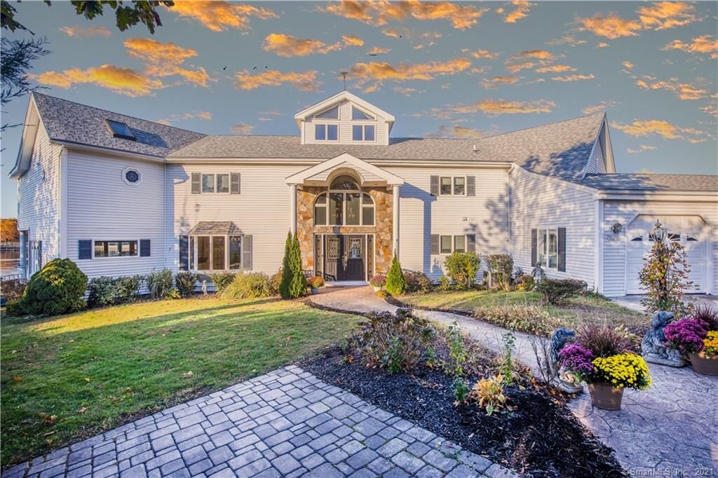 Property Photo: 1 Ferry Lane CT 06405