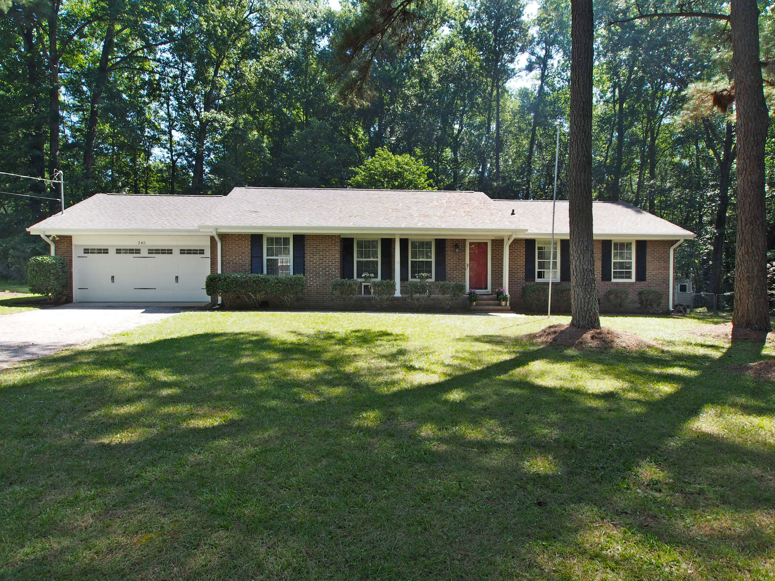 Property Photo:  245 Heather Lane  NC 28387 