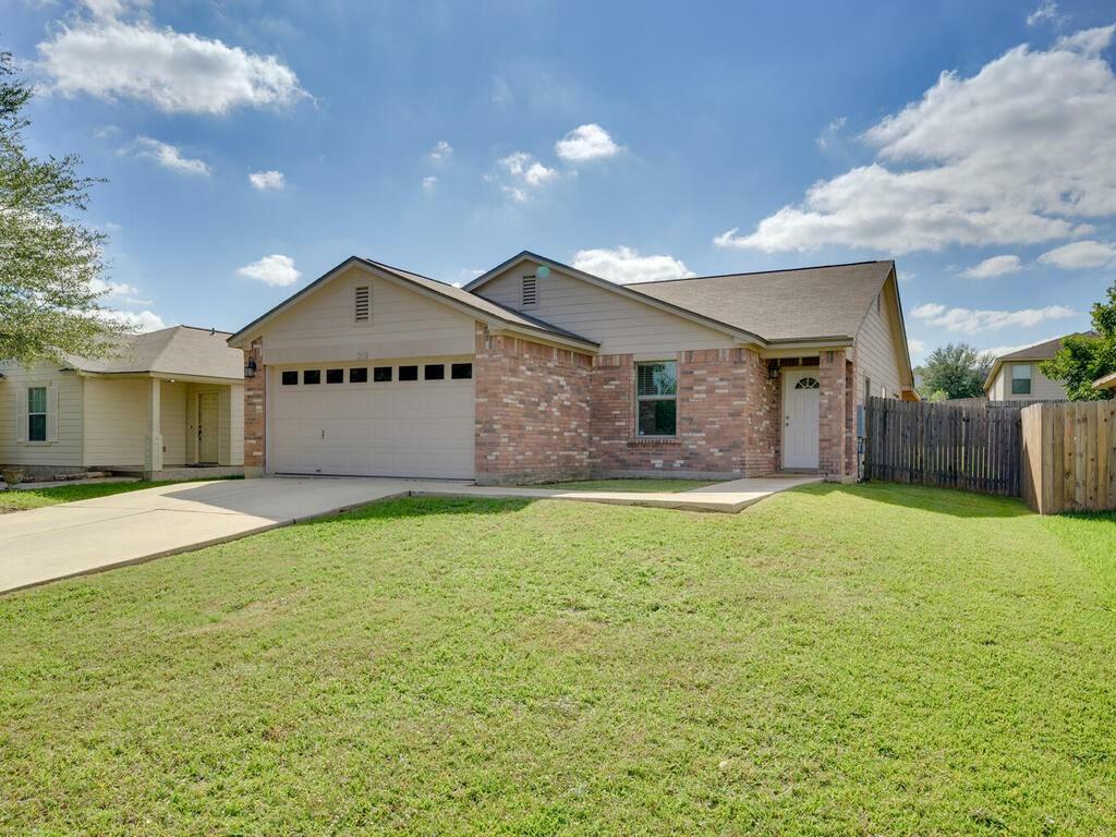 Property Photo:  251 Beech Drive  TX 78640 