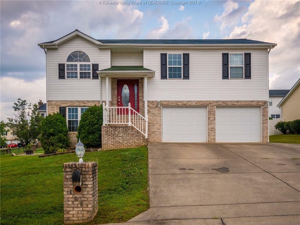 Property Photo: 606 Sapphire Drive WV 25526