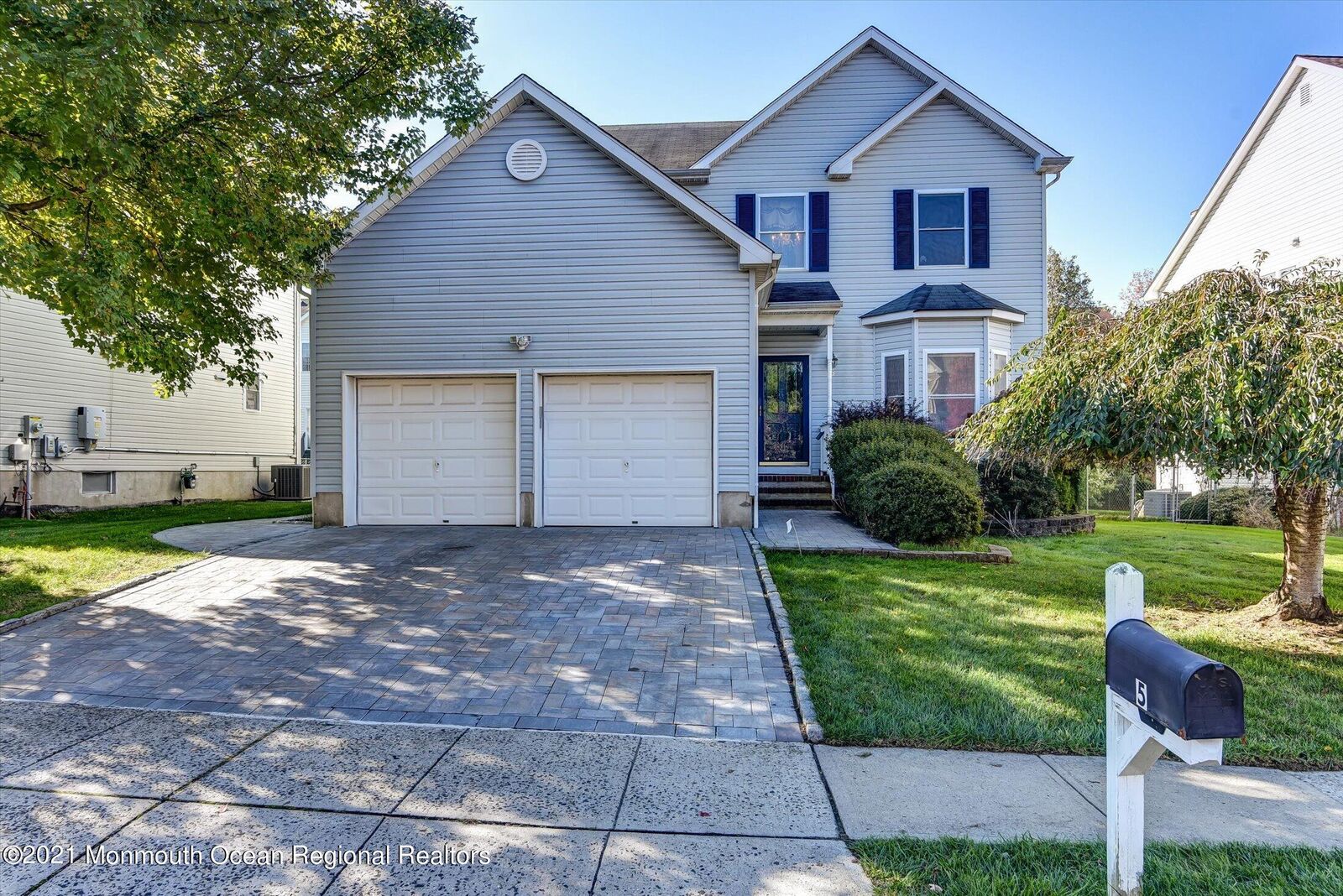Property Photo:  5 Boyer Drive  NJ 08807 