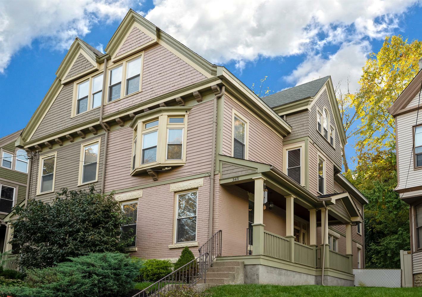 Property Photo:  3471 Brookline Ave  OH 45220 