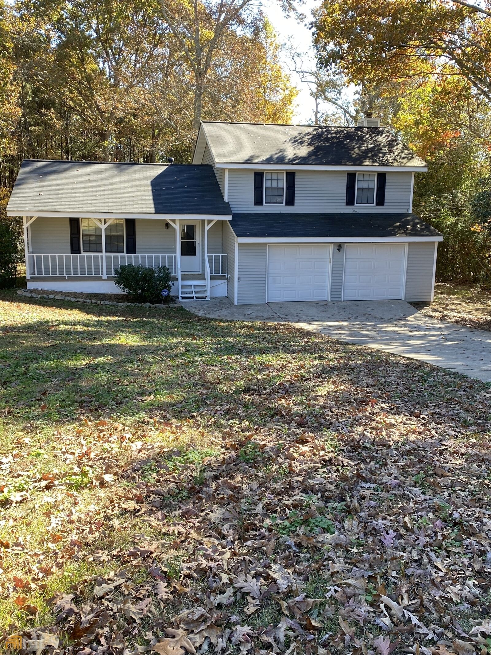 Property Photo: 705 Cloudland Court GA 30281