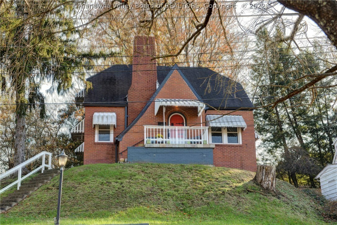 Property Photo: 418 Elm Street WV 25303