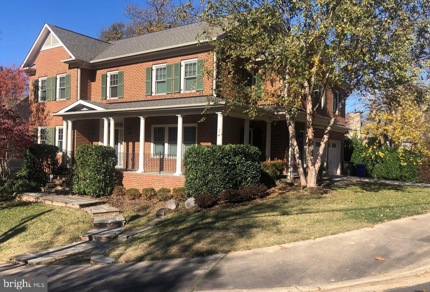 Property Photo: 5027 35th Street N VA 22207