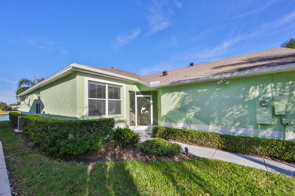 Property Photo:  11451 Captiva Kay Drive  FL 33569 