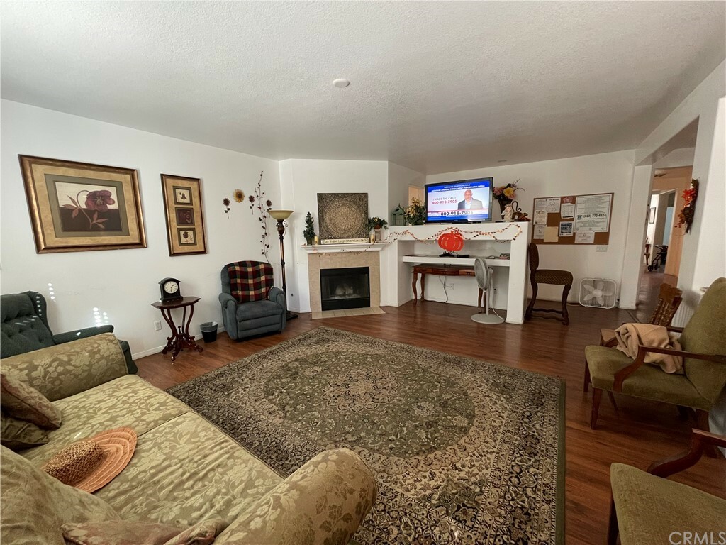 Property Photo:  1698 Alberhill Street  CA 92571 