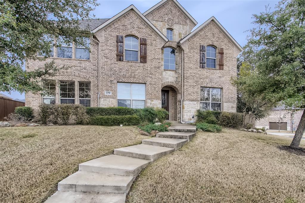 Property Photo: 670 Princeton Way TX 75087