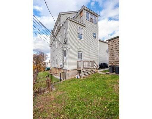 Property Photo: 18 Orne St MA 01605