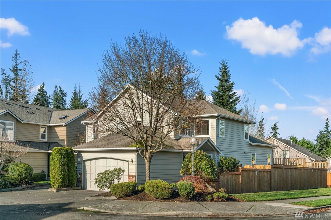 Property Photo:  1305 57th St SW B/Z2  WA 98203 