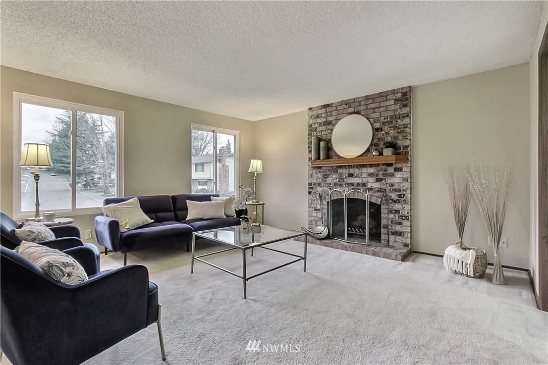 Property Photo: 15924 131st Place SE WA 98058