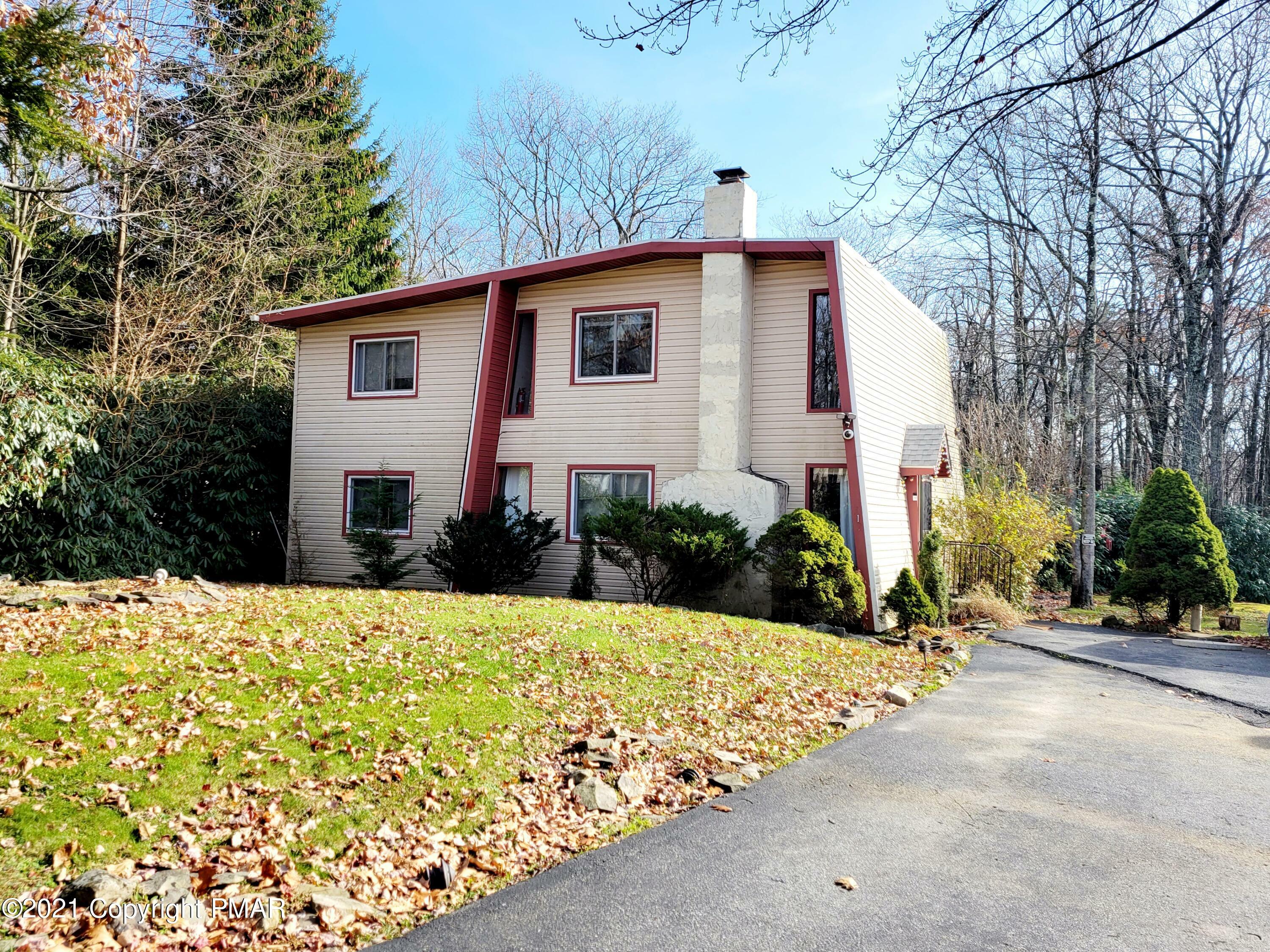 Property Photo:  312 Coach Road  PA 18466 