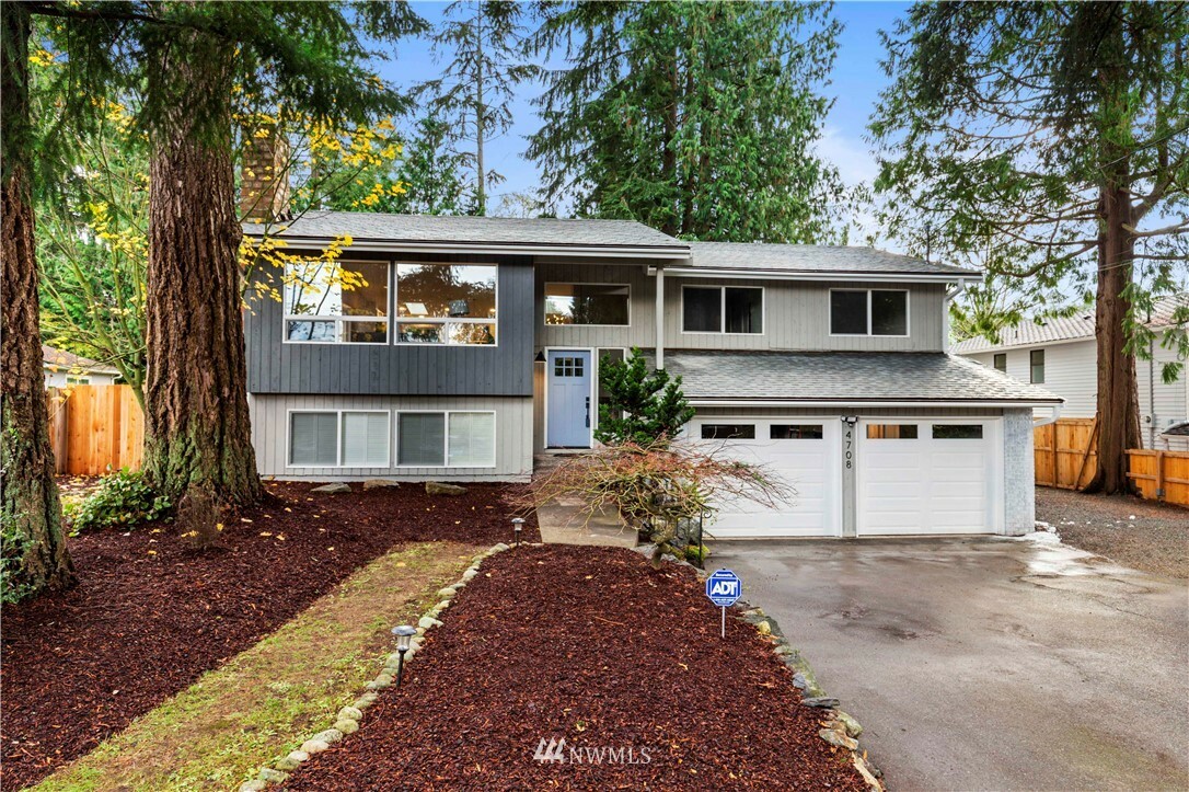 Property Photo:  4708 Picnic Point Road  WA 98026 