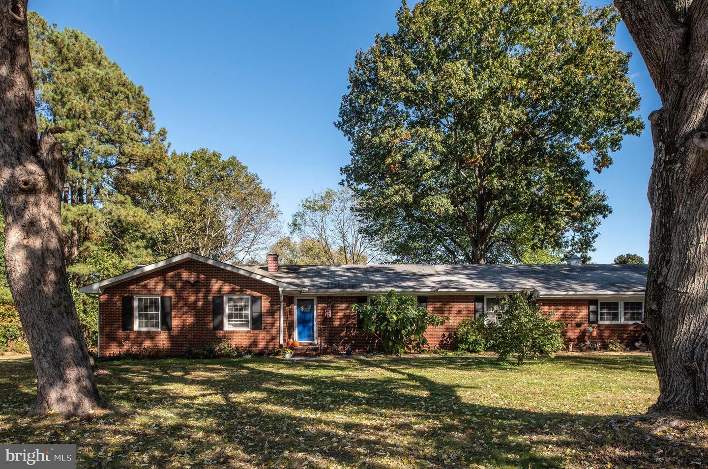 Property Photo:  8221 Hickory Drive  VA 22485 