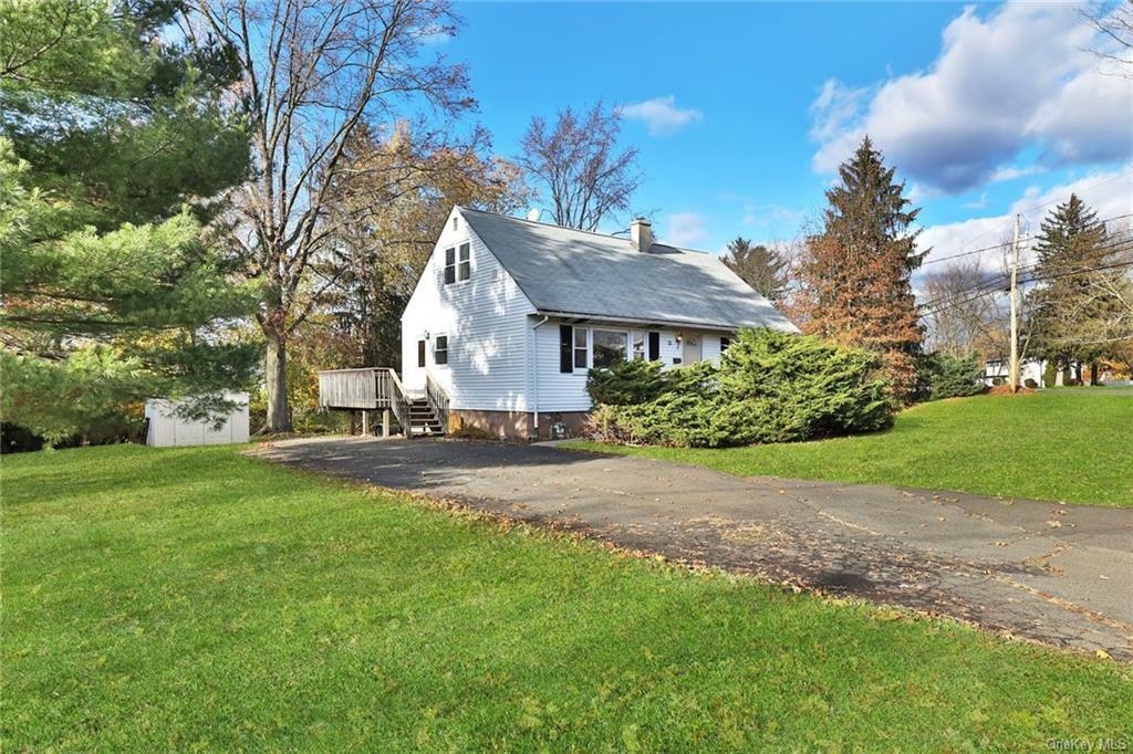 Property Photo:  55 Ashwood Drive  NY 10913 