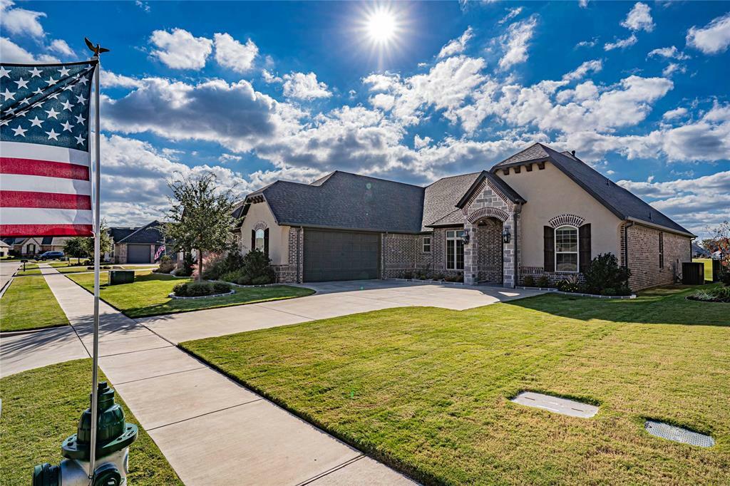 Property Photo:  2077 Clive Drive  TX 76048 