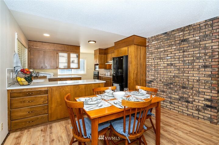 Property Photo: 322 SE Parkhill Drive WA 98532