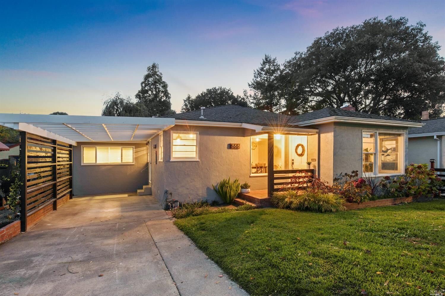 Property Photo:  866 6th Street  CA 94952