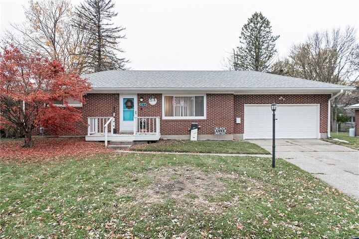 1044 Sundown Road  Springfield OH 45503 photo