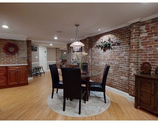 Property Photo:  17 Liberty Street 2  MA 02451 