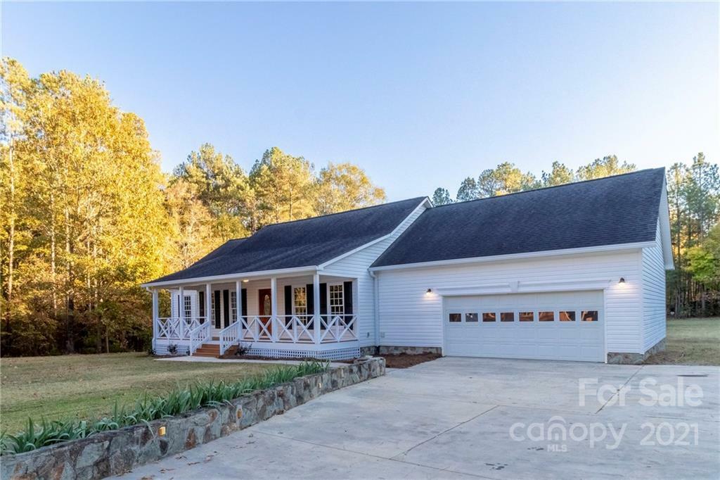 Property Photo:  6677 Little Branch Drive  SC 29745 