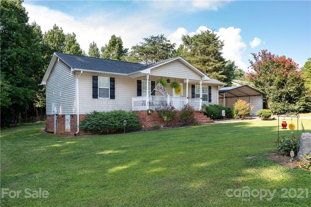 Property Photo:  762 Barrett Road  SC 29710 