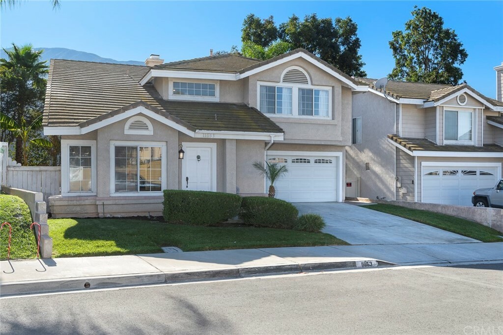 Property Photo:  11553 Norgate Circle  CA 92878 