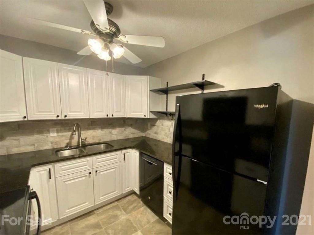 Property Photo:  123 Carriage House Drive  NC 28081 