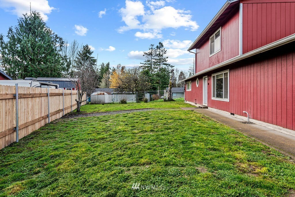 Property Photo:  114 Mason Road  WA 98645 