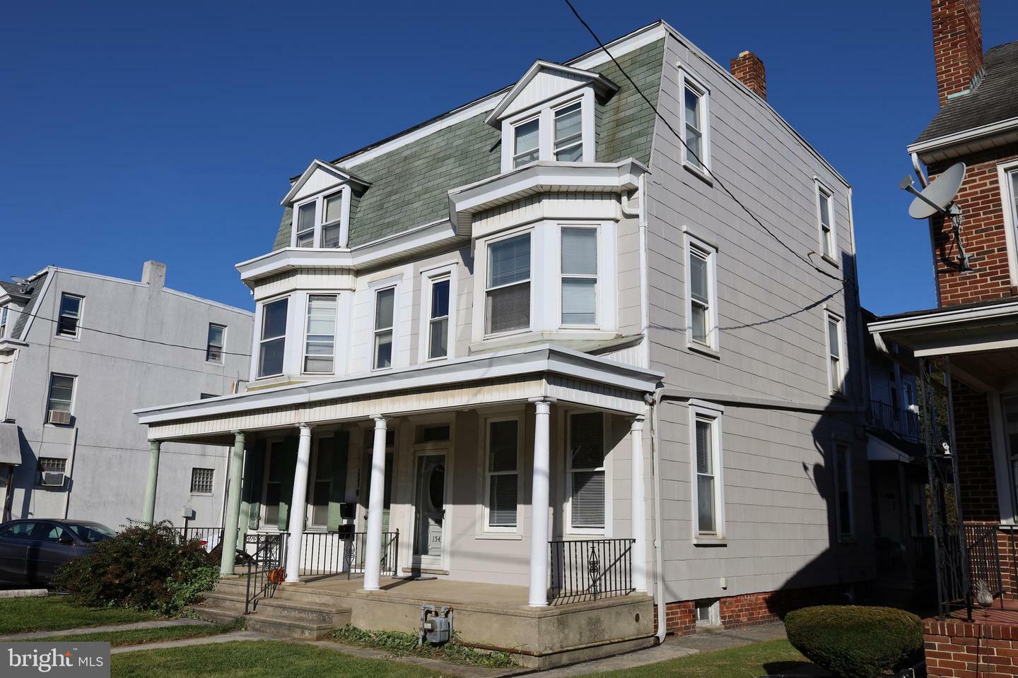 Property Photo: 1543 W Market Street PA 17404
