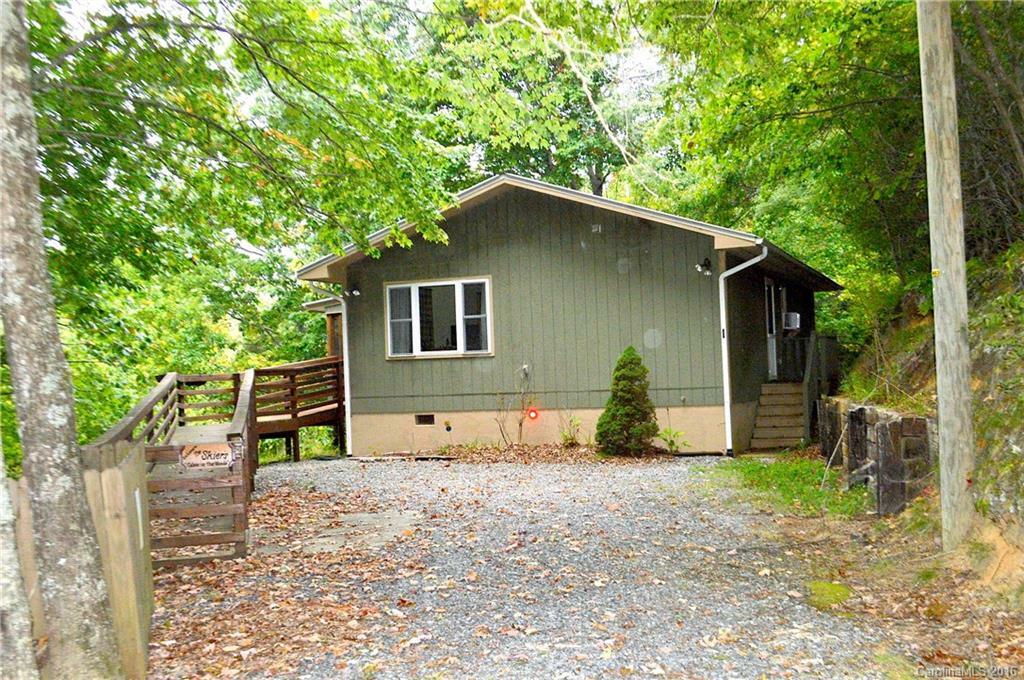 Property Photo: 125 Rose Lane NC 28786