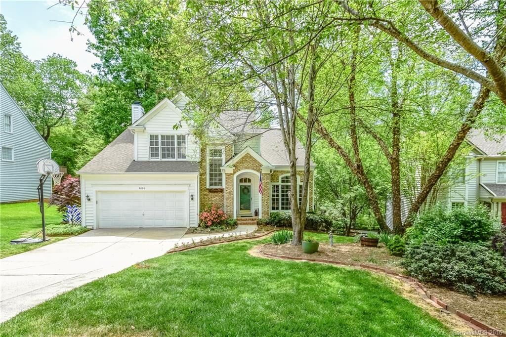 Property Photo: 8806 Glenside Street NC 28078