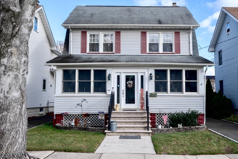 Property Photo:  423 Birch St  NJ 07204 