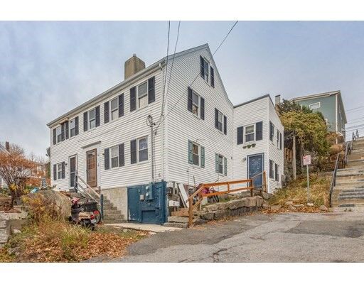 Property Photo:  6 Herrick Ct  MA 01930 
