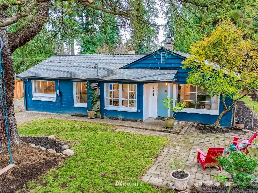 Property Photo: 136 N 181st Street WA 98133