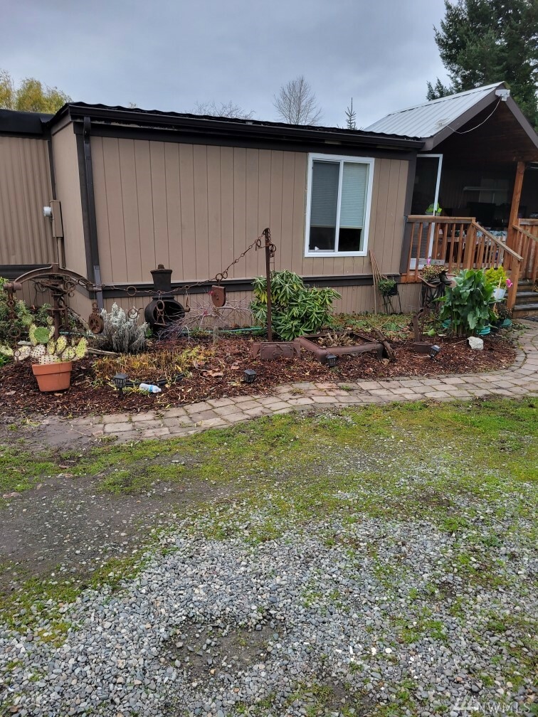 Property Photo: 21 Golden Sands Place WA 98382