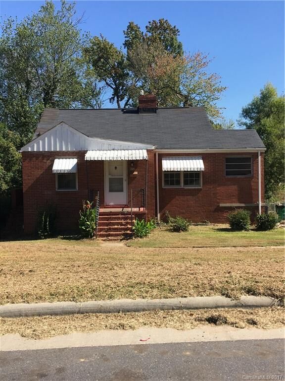 Property Photo: 532 Bowman Road NC 28217