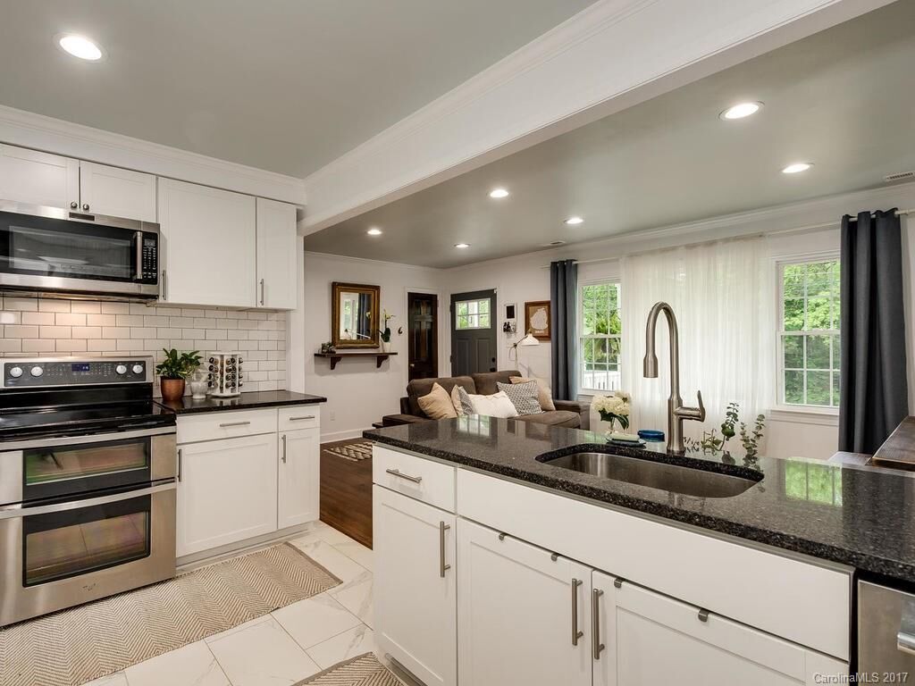 Property Photo:  1225 Spruce Street  NC 28203 