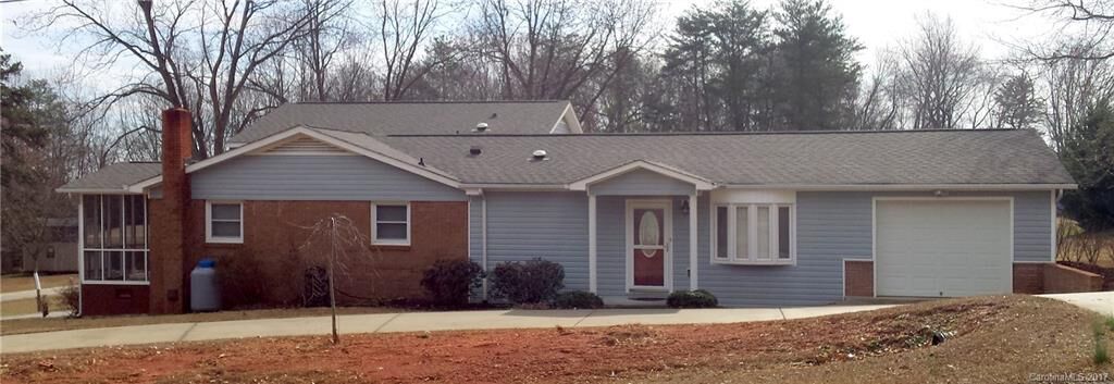 Property Photo: 4173 Winona Drive NC 28650