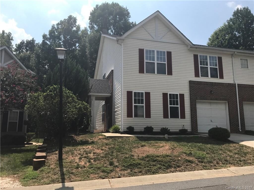 Property Photo:  10777 Essex Hall Drive  NC 28277 