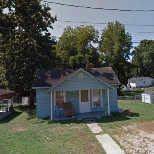 Property Photo: 1304 Hawthorne Street NC 28083