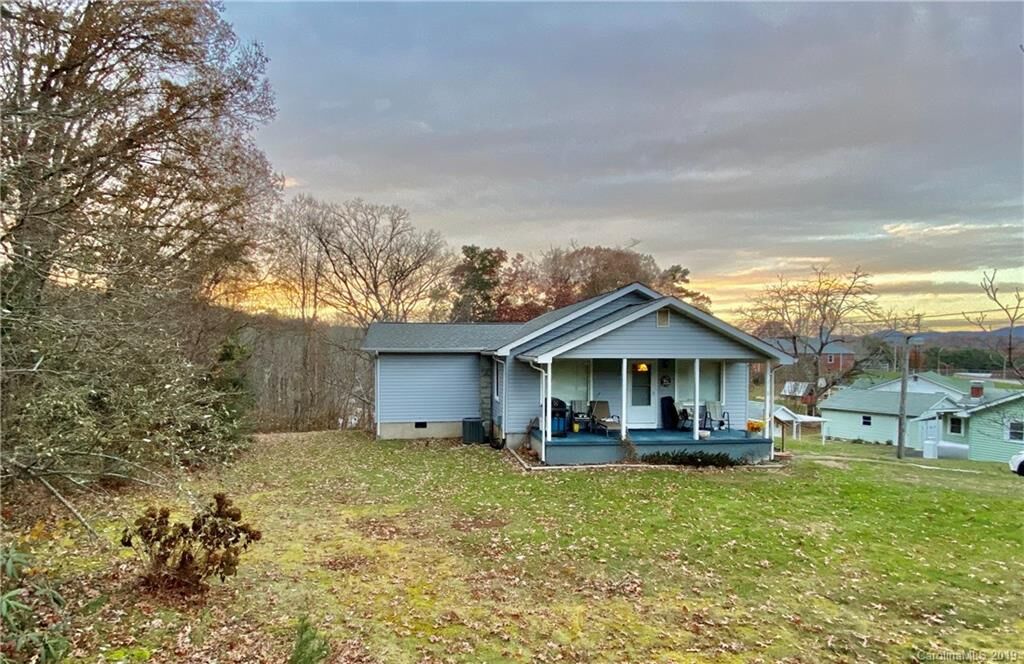 Property Photo: 71 Reynolds School Road NC 28803