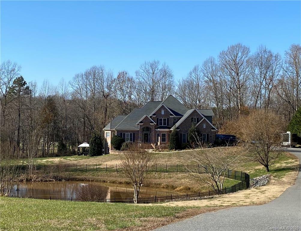 1315 James Farm Road  Hickory NC 28602 photo