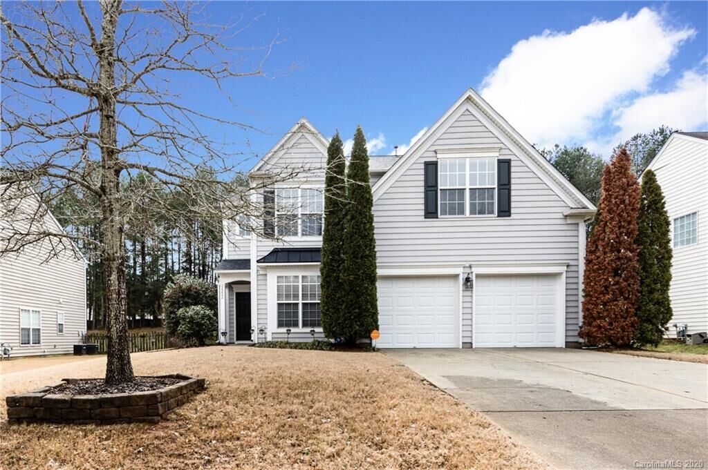 Property Photo:  2222 Mullis Lane  NC 28105 