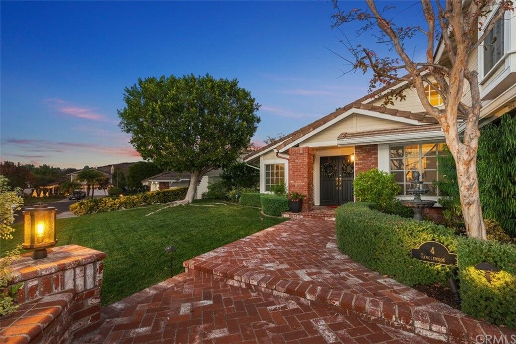 Property Photo: 4 Tanglewood CA 92679