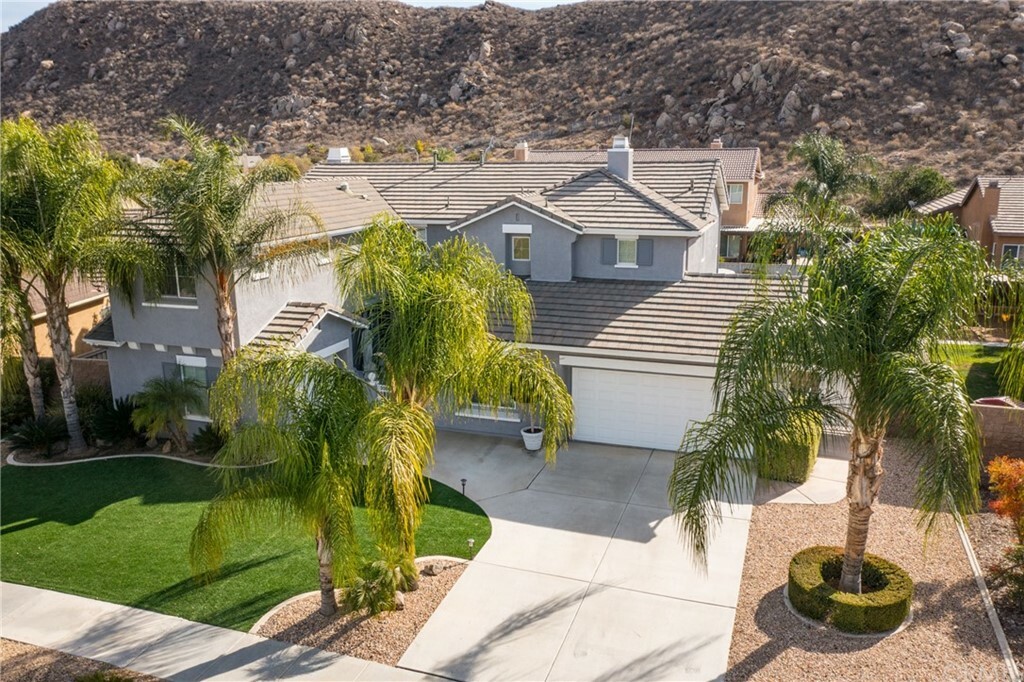 Property Photo:  1188 Cragstone Drive  CA 92545 