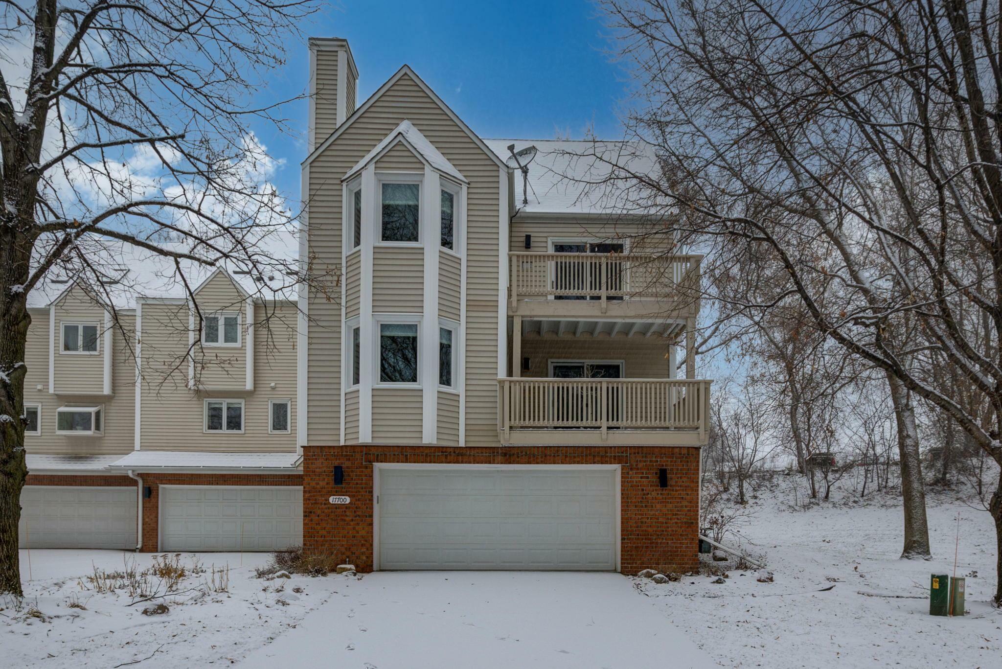 Property Photo:  17700 Southridge Court  MN 55345 